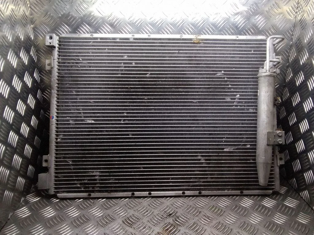 Gaisa kondicioniera dzesēšanas radiators (kondensators) – KIA Sorento (2002-2009)