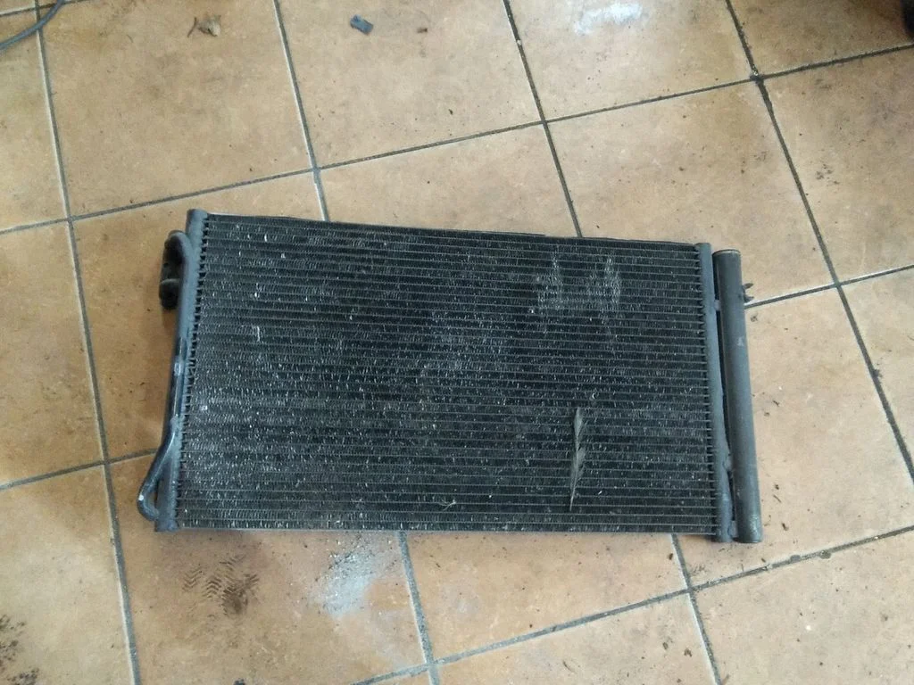 Gaisa kondicioniera dzesēšanas radiators (kondensators) – BMW 3. sērija E90 E91 (2005-2012)