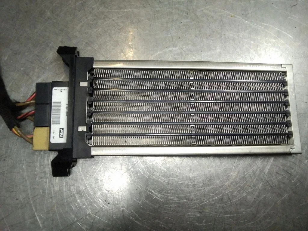 Elektriskais salona krāsniņas radiators – Audi A4 S4 B6 8E 8H (2001-2005)