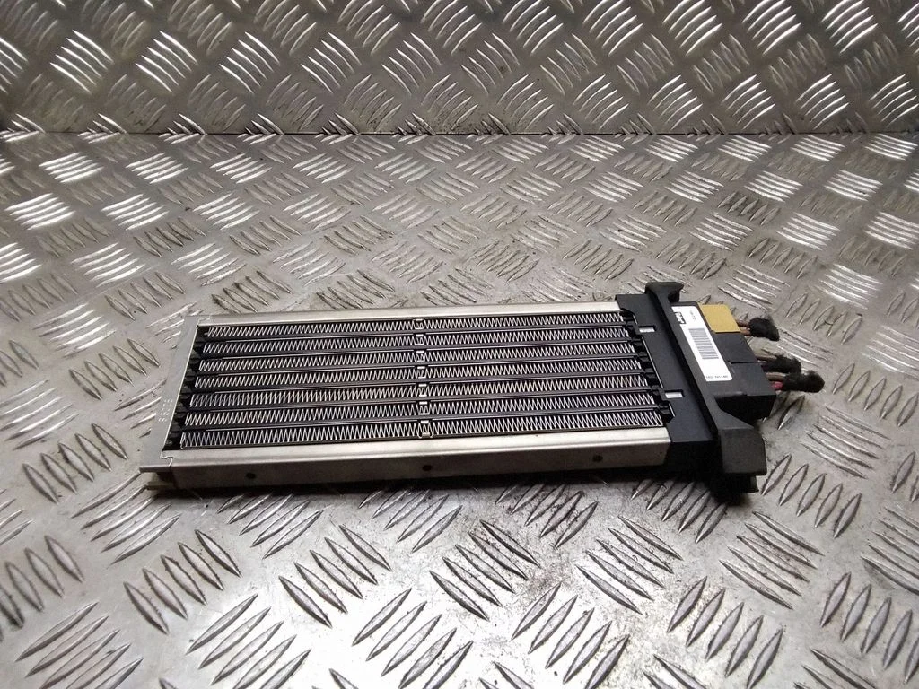 Elektriskais salona krāsniņas radiators – Audi A4 S4 B6 8E 8H (2001-2005)