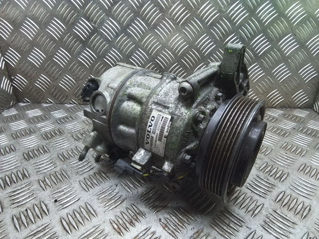 Air conditioning (A/C) compressor (pump) – Volvo V60 (2013-2018)