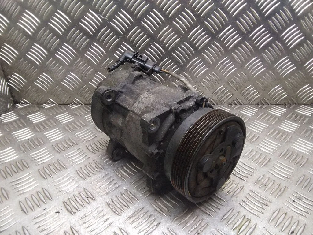 Kliimakompressor (pump) – Volkswagen Transporter - Caravelle T5 (2003-2015)