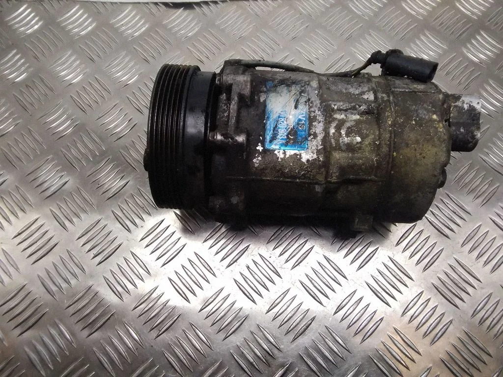 Kliimakompressor (pump) – Volkswagen Golf IV (1998-2005)