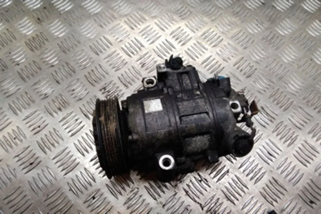 Kliimakompressor (pump) – Volkswagen Golf IV (1998-2005)