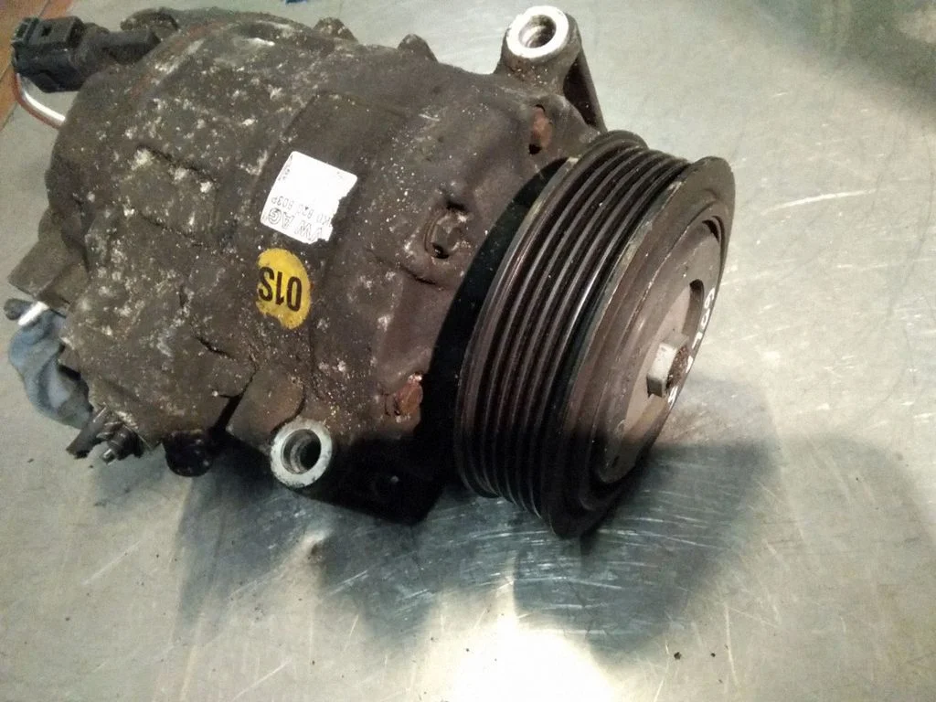 Kliimakompressor (pump) – Volkswagen Golf IV (1998-2005)