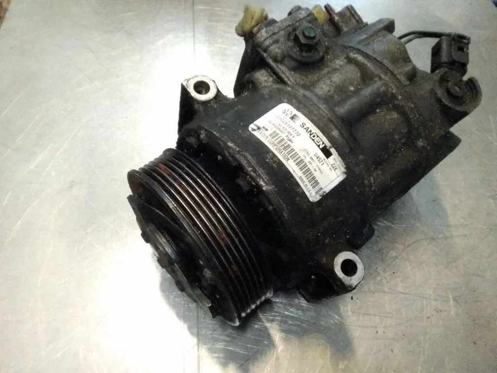 Kliimakompressor (pump) – Volkswagen Passat B6 (2005-2010)