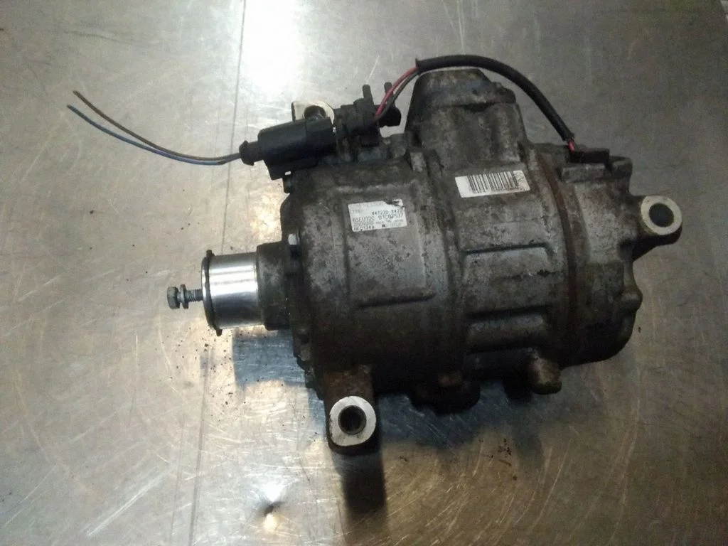 Kliimakompressor (pump) – Audi A4 S4 B6 8E 8H (2001-2005)