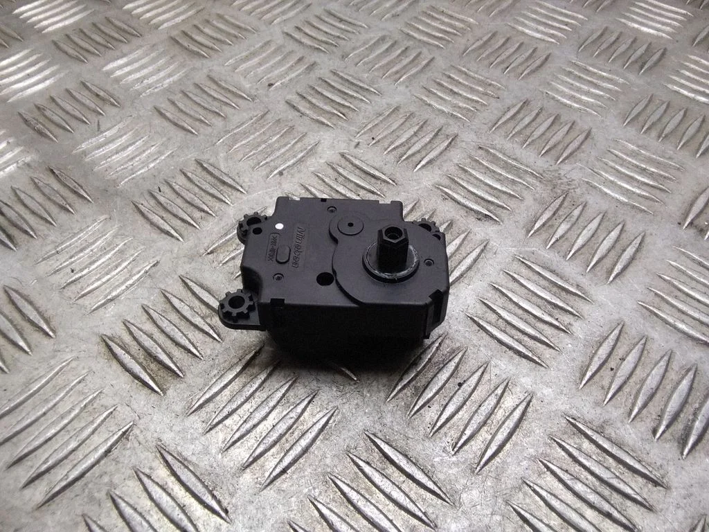 Air flap motor/actuator – Nissan Qashqai (2010-2014)