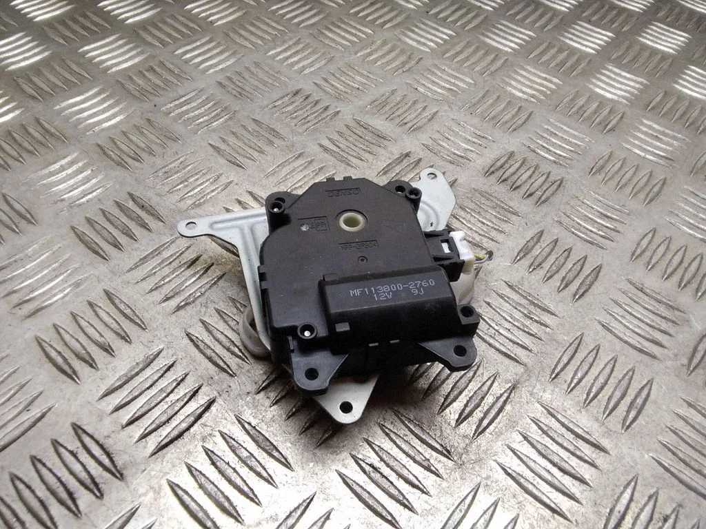 Air flap motor/actuator – Toyota Corolla Verso AR10 (2004-2009)