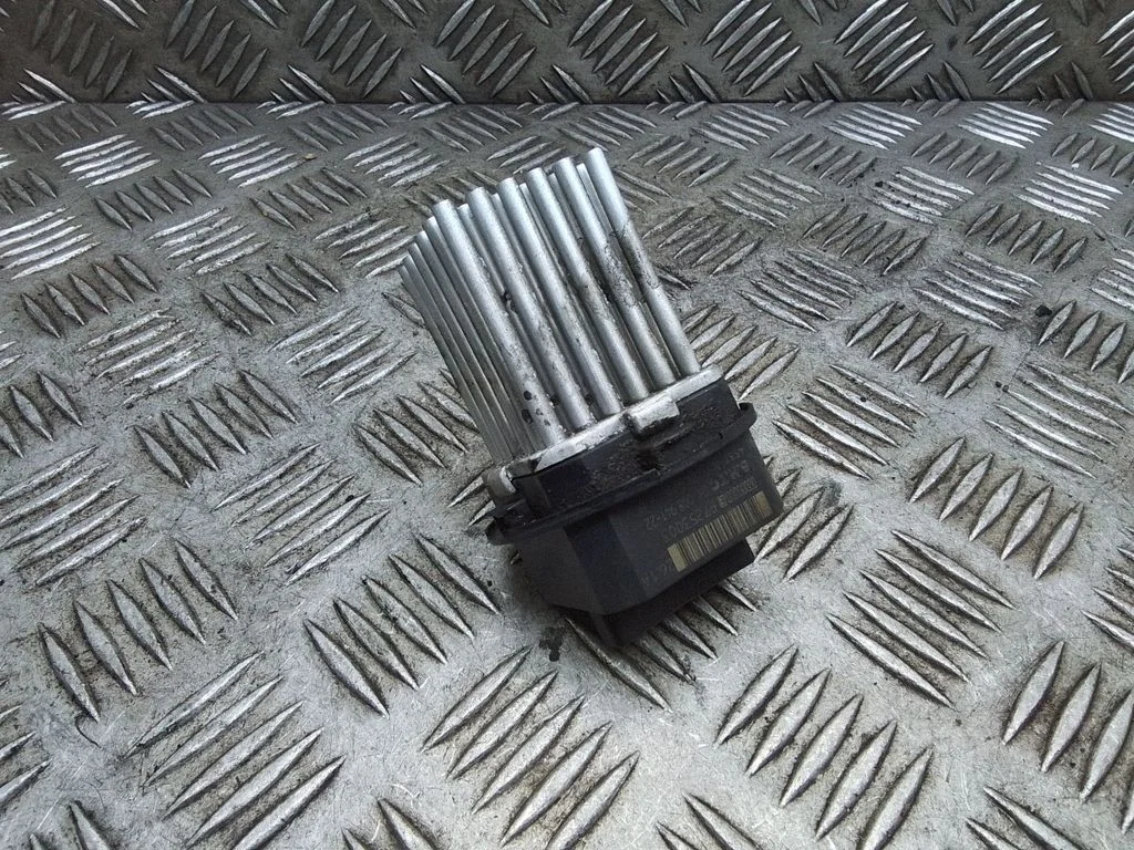 Krāsniņas ventilatora rezistors (reostats) – Volvo V60 (2013-2018)