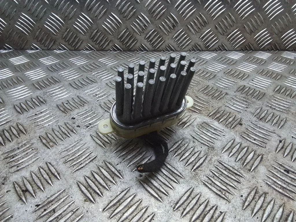 Heater blower motor/fan resistor – Opel Movano B (2010-2022)