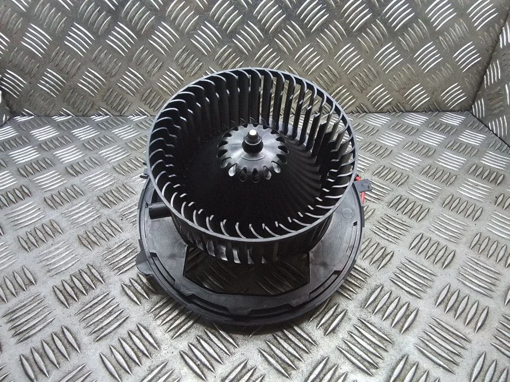 Heater fan/blower – Skoda Octavia Mk4 (2019-)