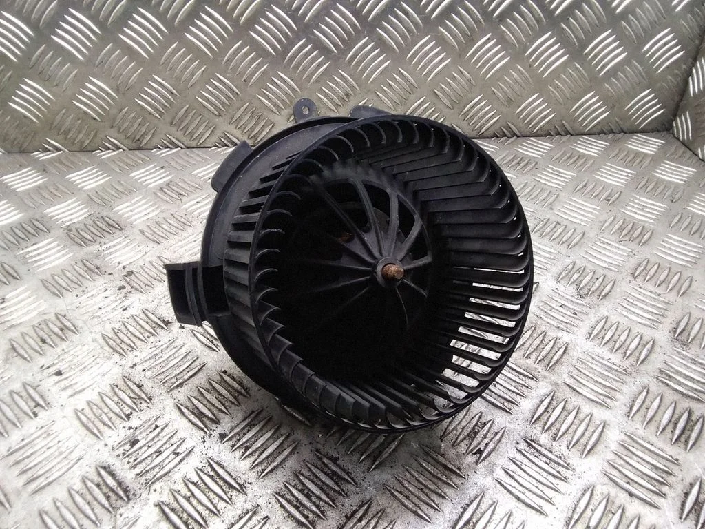 Heater fan/blower – Opel Zafira B (2005-2014)