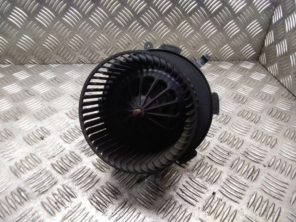 Heater fan/blower – Opel Zafira B (2005-2014)
