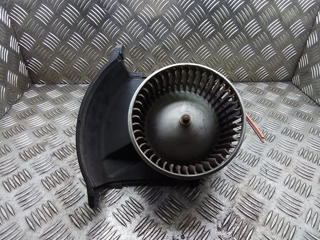 Krāsniņas ventilators/pūtējs – Opel Movano B (2010-2022)