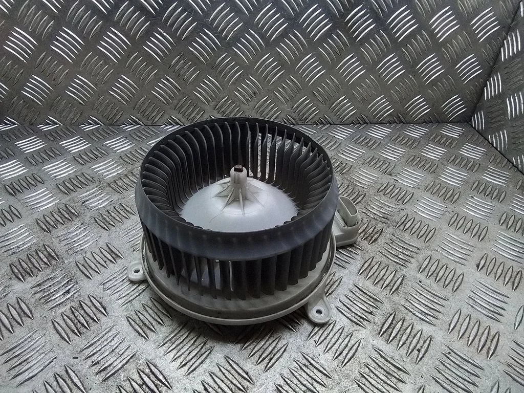 Dmuchawa nawiewu – Lexus IS 220D-250-350 (2006-2013)