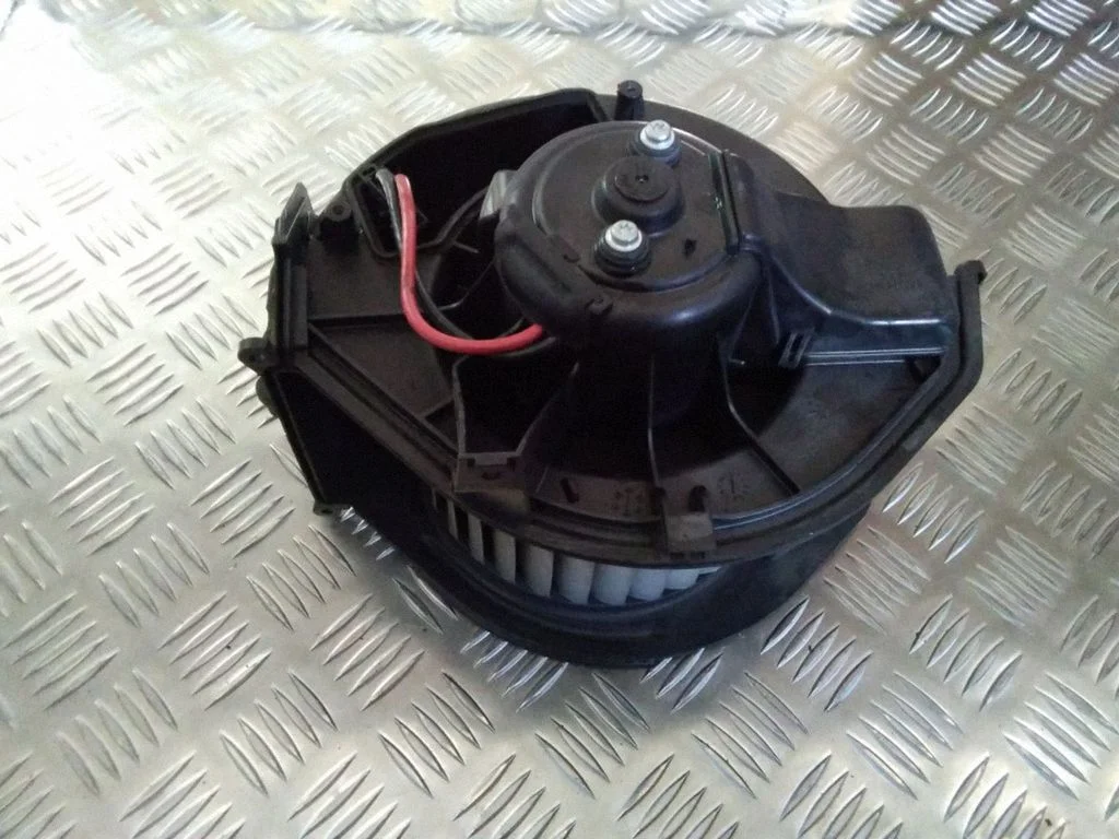 Heater fan/blower – Audi A6 Allroad C6 (2006-2011)