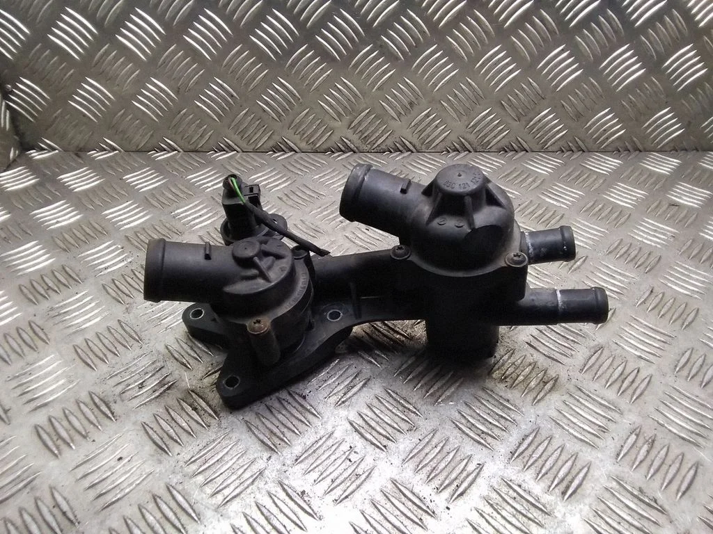 Termostats/termostata korpuss – Volkswagen Golf Plus (2005-2013)