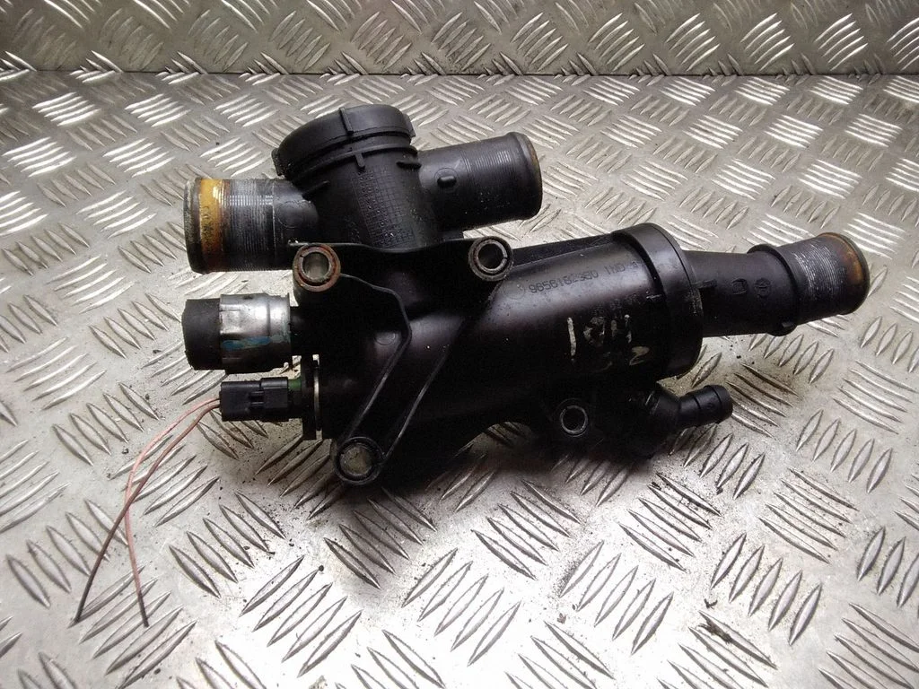 Termostats/termostata korpuss – Citroen C4 I (2004-2010)