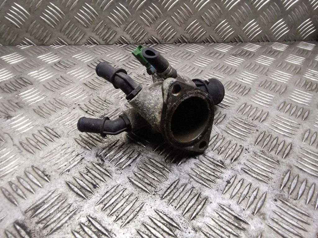 Termostat / obudowa termostatu – Opel Zafira B (2005-2014)