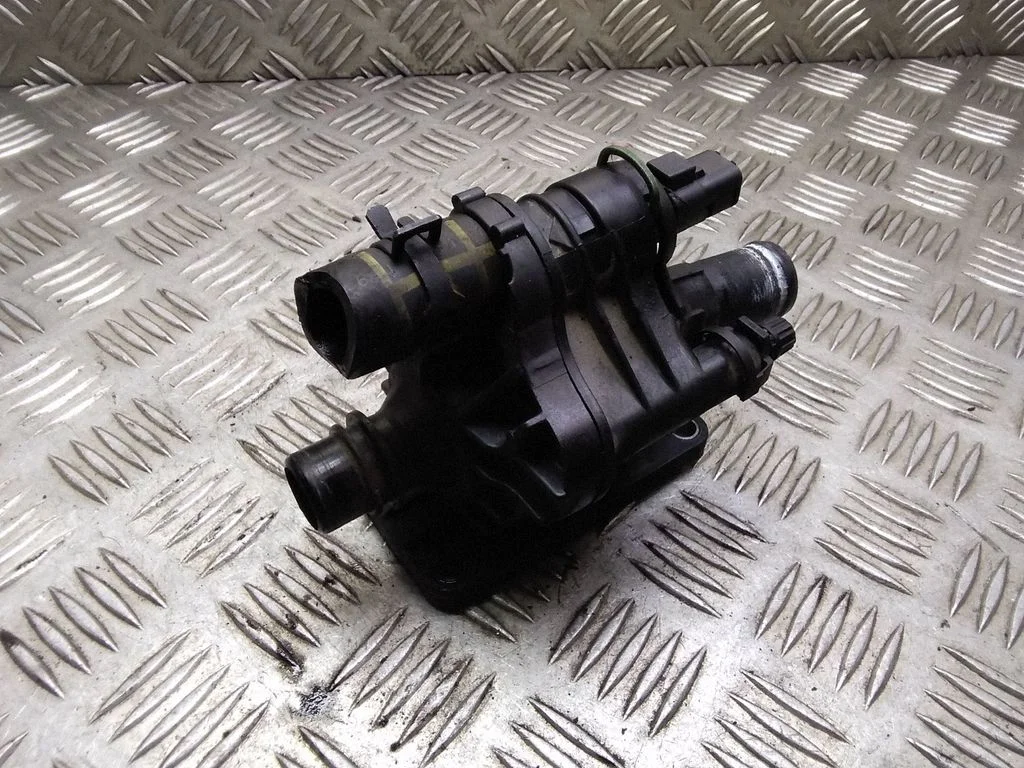 Termostats/termostata korpuss – Citroen C4 I (2004-2010)