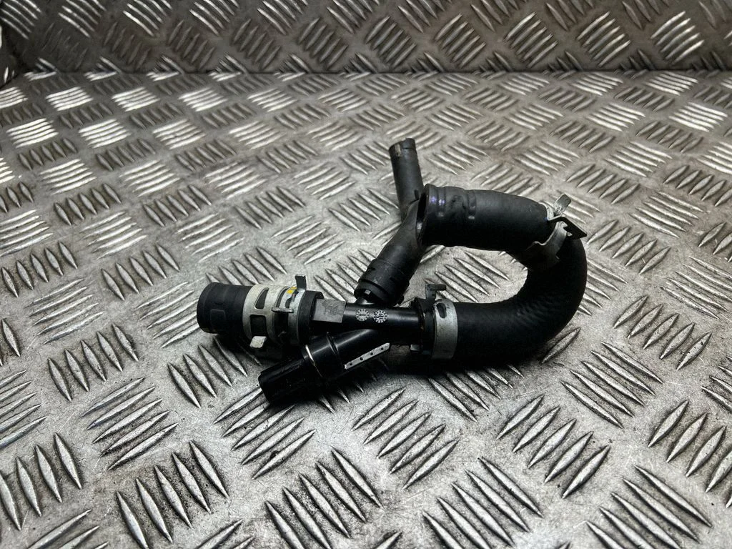Mootori jahutusvedeliku toru / voolik – Toyota Auris E180 (2012-2018)