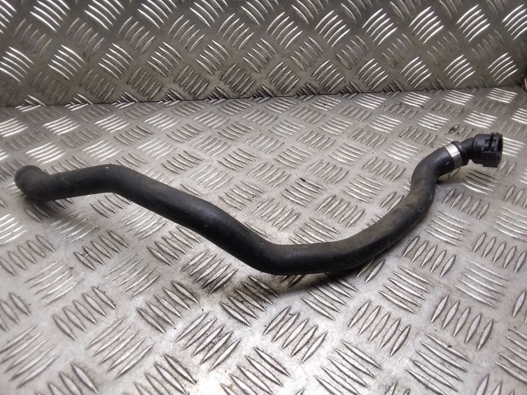 Engine coolant pipe/hose – BMW 7 Series E65 E66 (2001-2008)