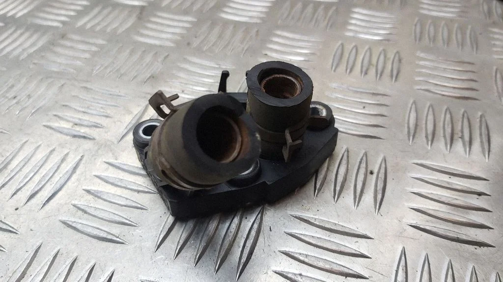 Mootori jahutusvedeliku toru / voolik – Audi A4 S4 B7 8E 8H (2005-2008)