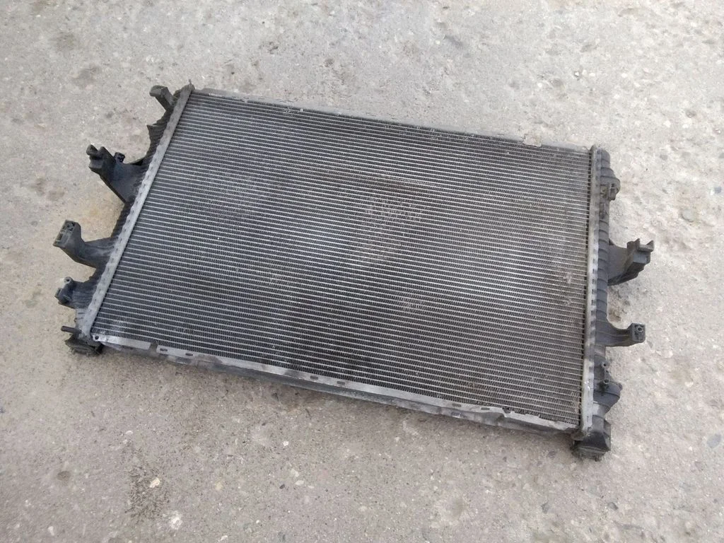 Coolant radiator – Volkswagen Transporter - Caravelle T5 (2003-2015)