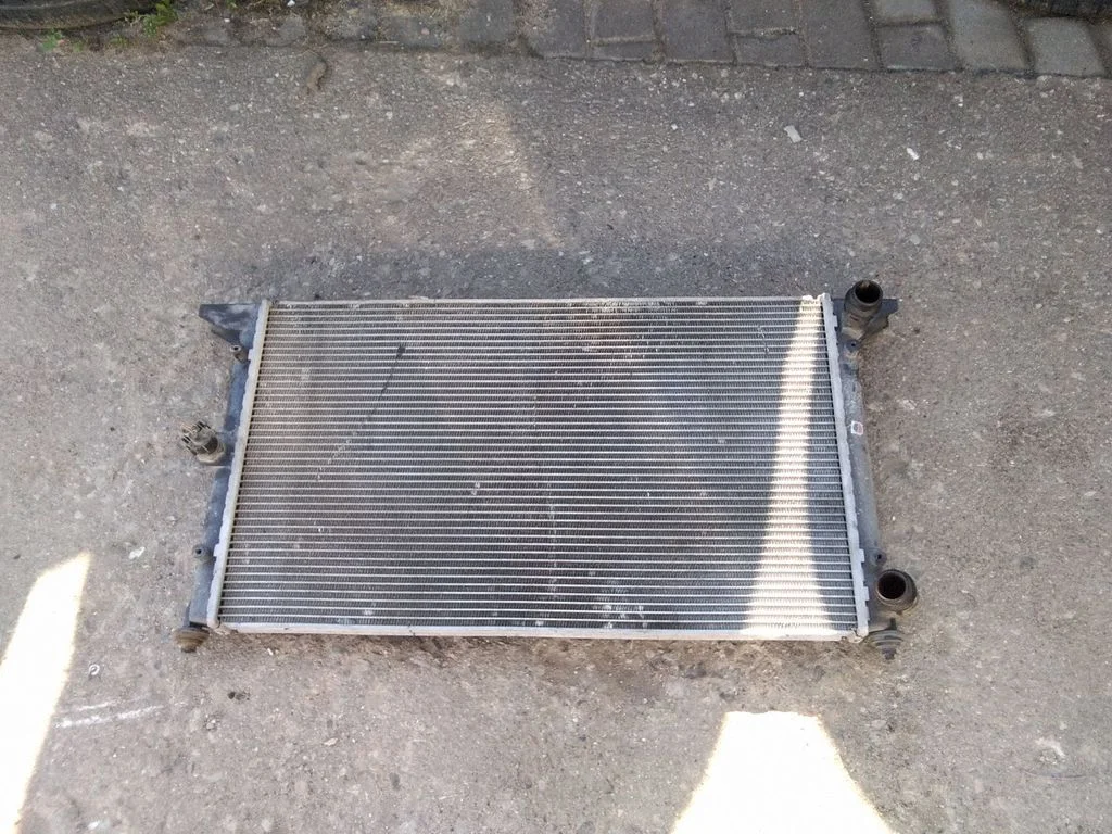 Dzesēšanas šķidruma radiators – Ford Galaxy (2000-2006)