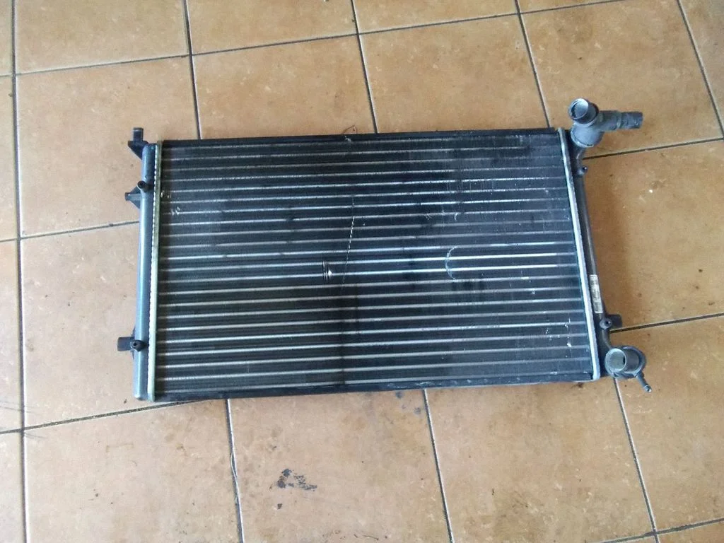 Coolant radiator
