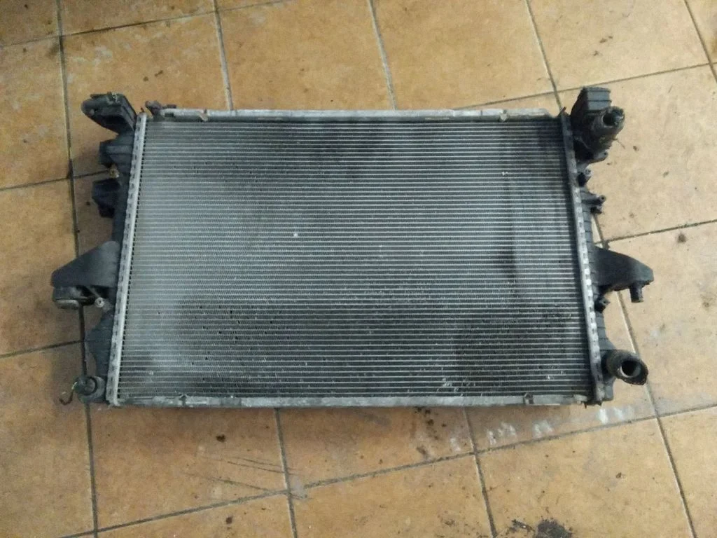 Coolant radiator – Volkswagen Transporter - Caravelle T5 (2003-2015)