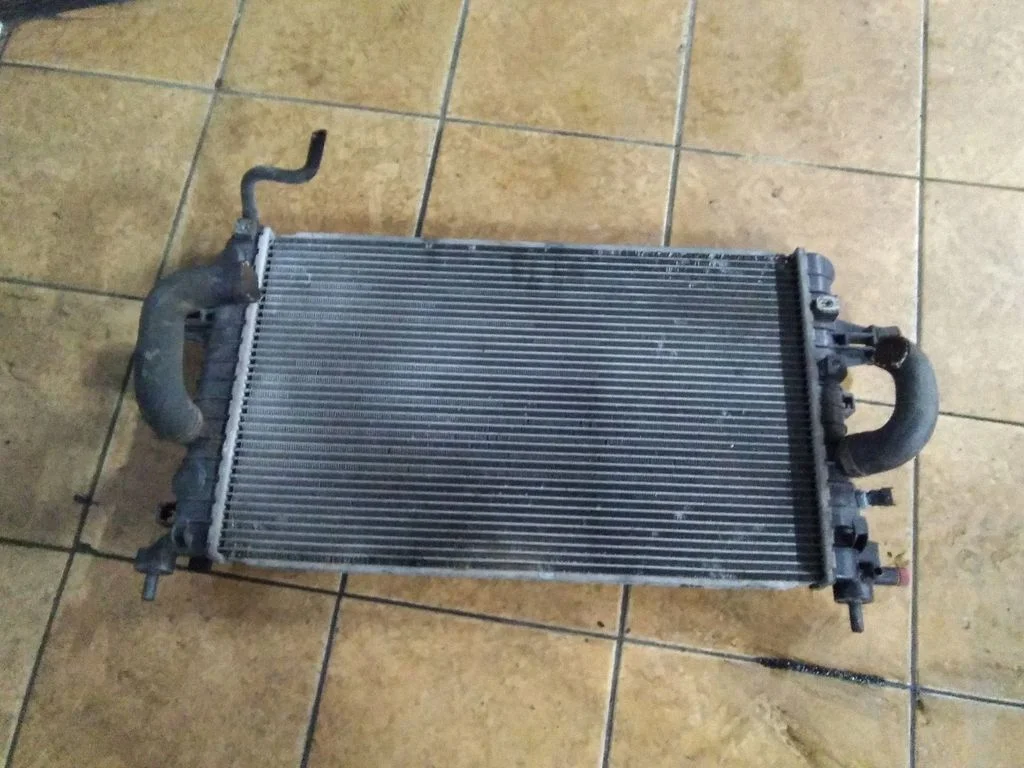 Dzesēšanas šķidruma radiators