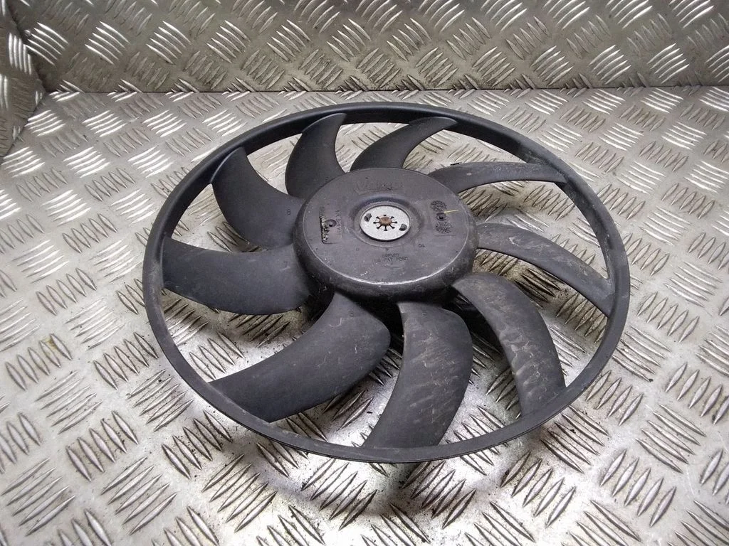 Elektriline radiaatori jahutusventilaator – Audi A5 8T 8F (2007-2016)