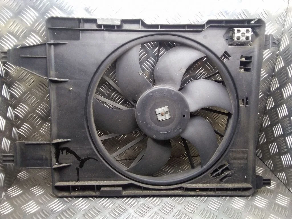 Elektriline radiaatori jahutusventilaator – Renault Megane II (2002-2005)