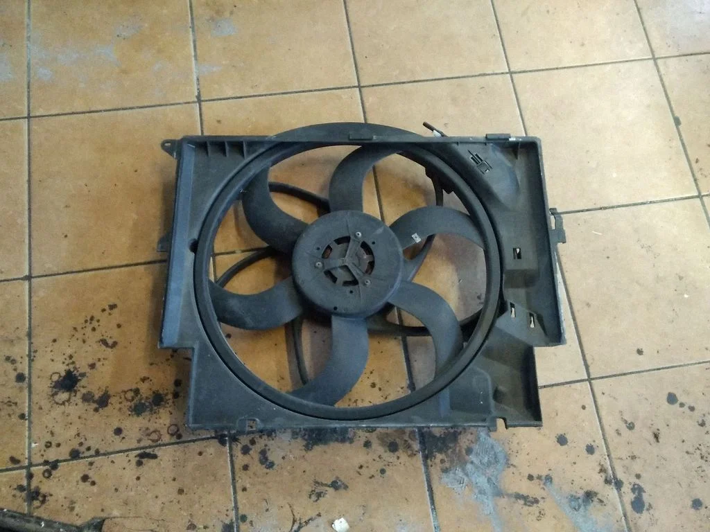 Elektriskais radiatora ventilators – BMW 3. sērija E90 E91 (2005-2012)