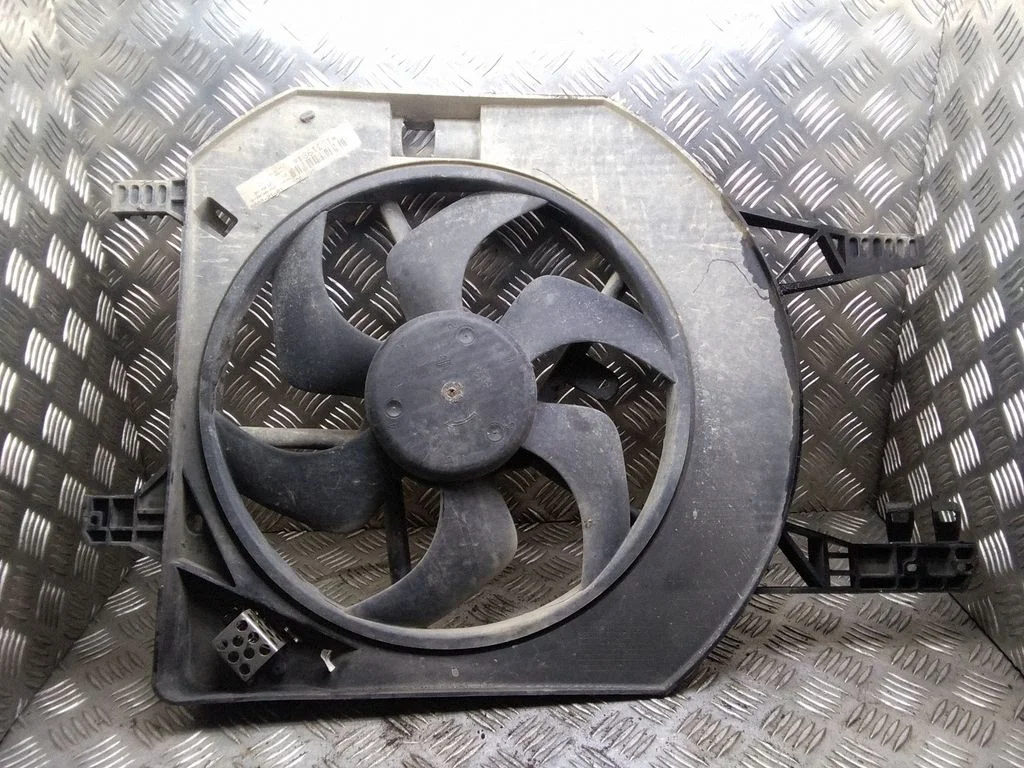 Electric radiator cooling fan – Renault Trafic II (X83) (2001-2014)