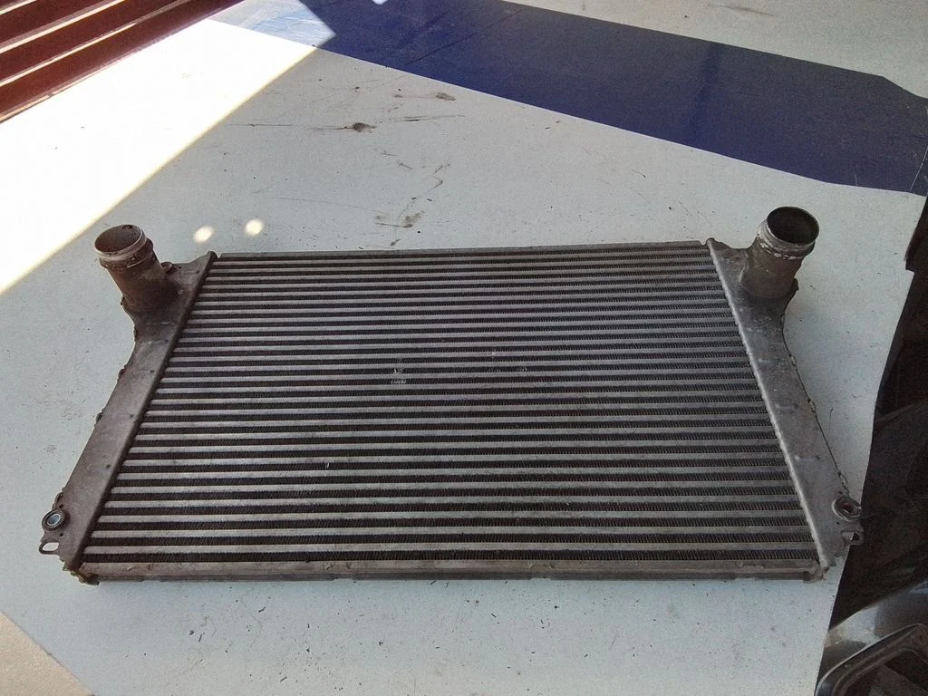 Intercooler radiator – Toyota Avensis T250 (2006-2009)