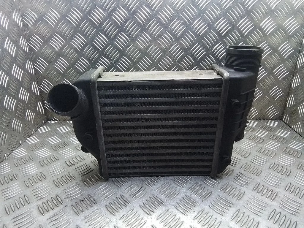 Intercooler radiator – Audi A6 Allroad C6 (2006-2011)