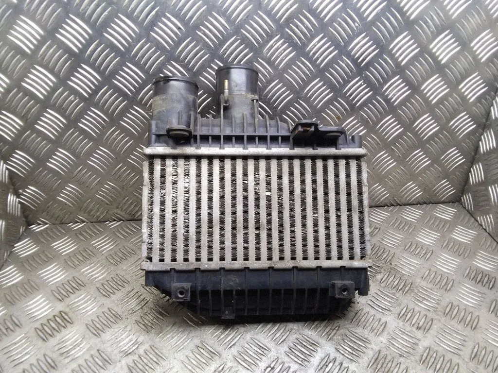 Intercooler radiator – Toyota Avensis T250 (2003-2006)