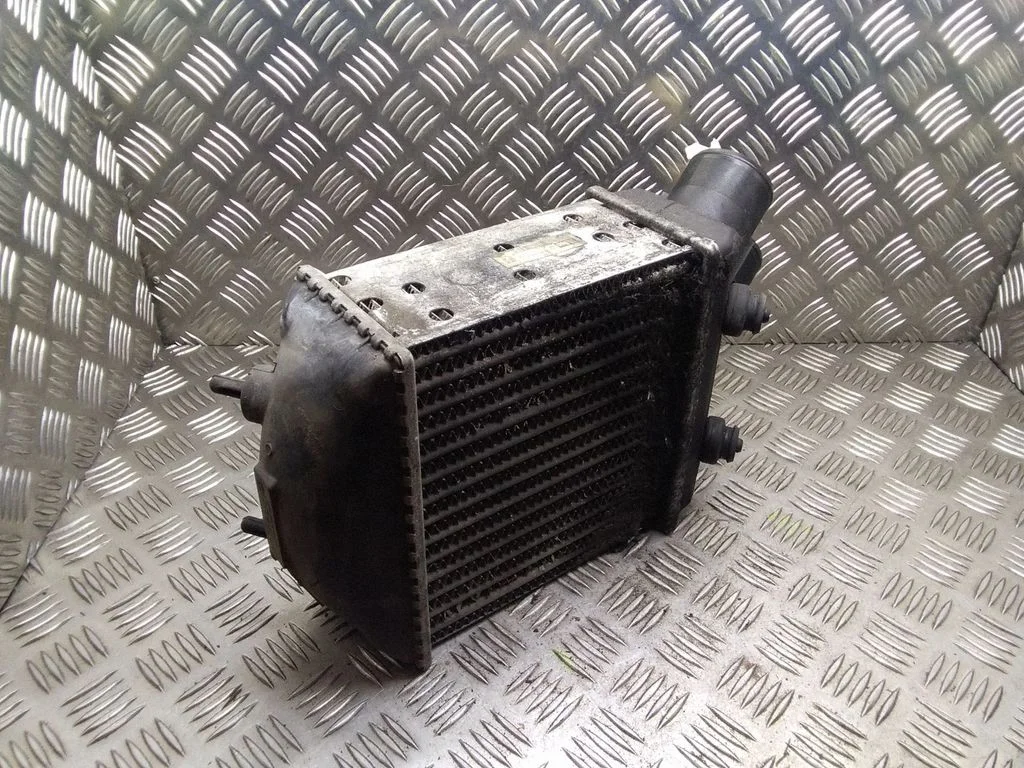 Intercooler radiator – Renault Scenic I (1996-2003)
