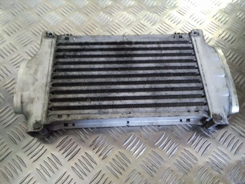 Intercooler radiator 15153680