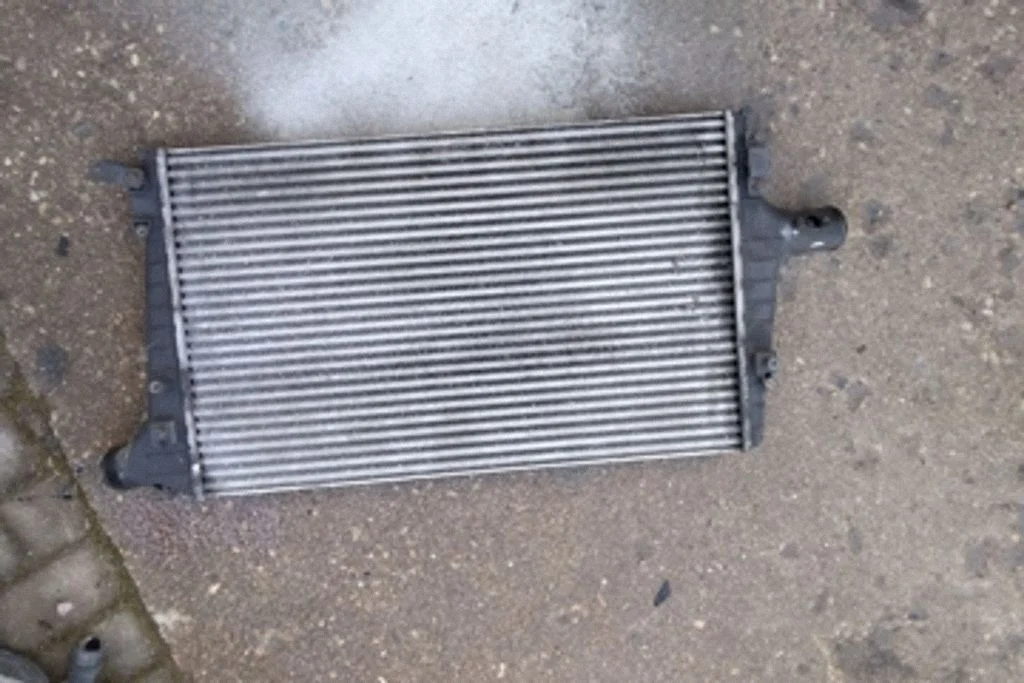 Intercooler radiator – Audi A6 Allroad C5 (1999-2005)