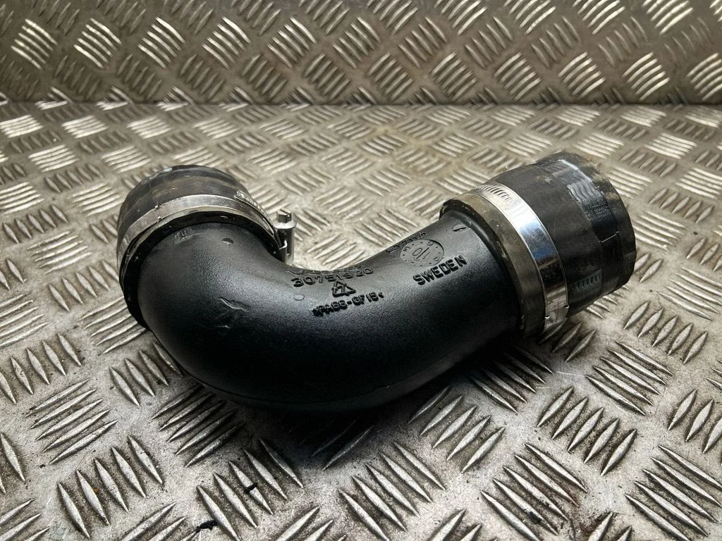 Intercooler hose/pipe – Volvo XC60 (2009-2013)