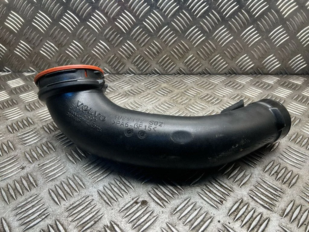 Intercooler hose/pipe – Volvo XC60 (2009-2013)