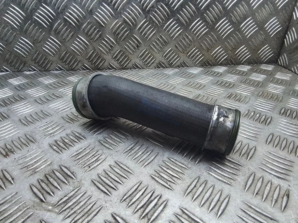Intercooler hose/pipe – Volkswagen Transporter - Caravelle T5 (2003-2015)