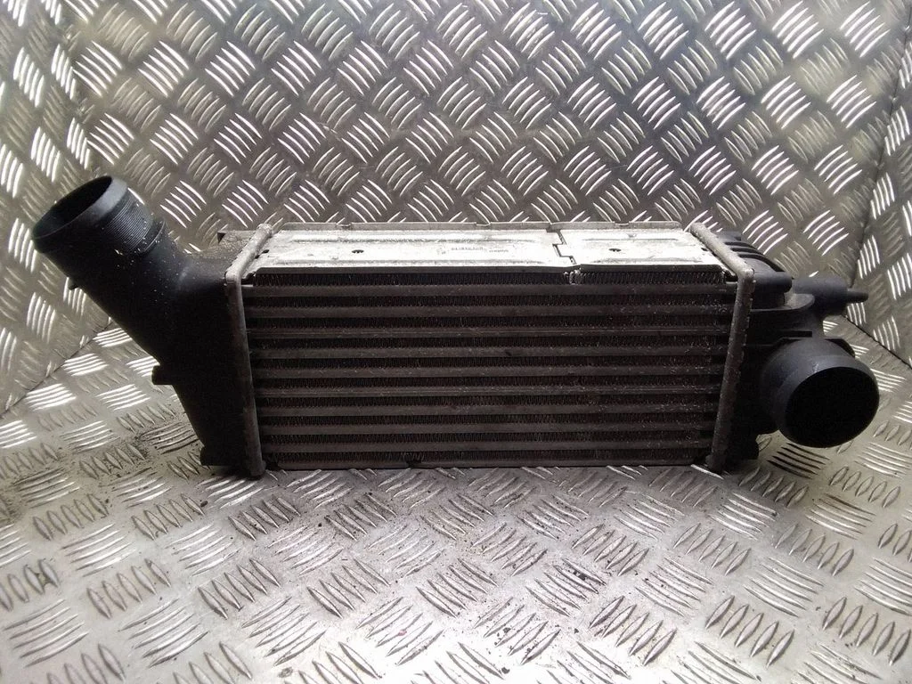 Starpdzesētāja (interkūlera) radiators – Citroen C4 I (2004-2010)
