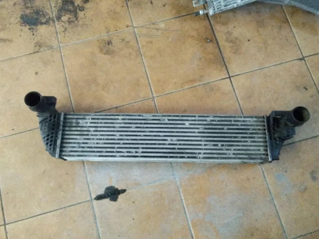 Starpdzesētāja (interkūlera) radiators – Renault Espace - Grand espace IV (2004-2014)