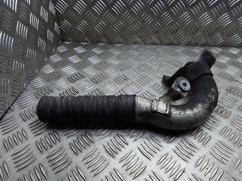 Intercooler hose/pipe – Volkswagen Golf Plus (2005-2013)