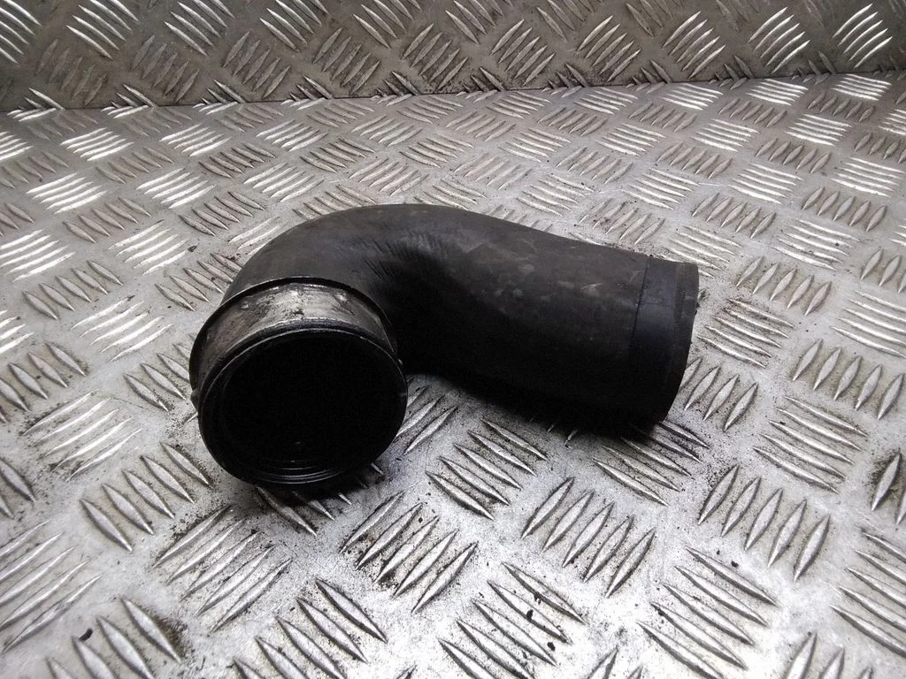 Vahejahuti voolik (-ud)/ toru (-d) – Skoda Superb B5 (3U) (2001-2008)